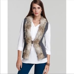 NWOT GUESS? Ribbed Faux Fur Trin Sweater Vest